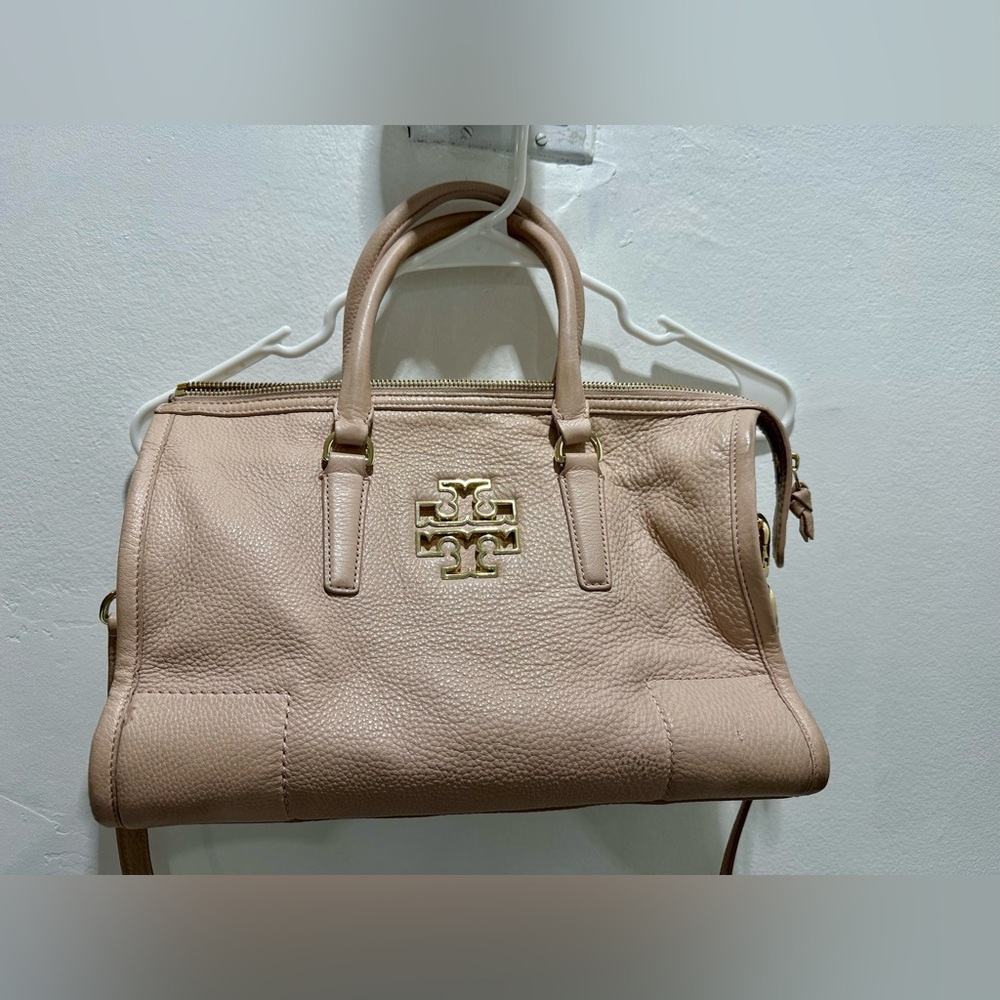 Tory Burch Pink Pebbled Leather Satchel with Gold Logo - Picture 5 of 16